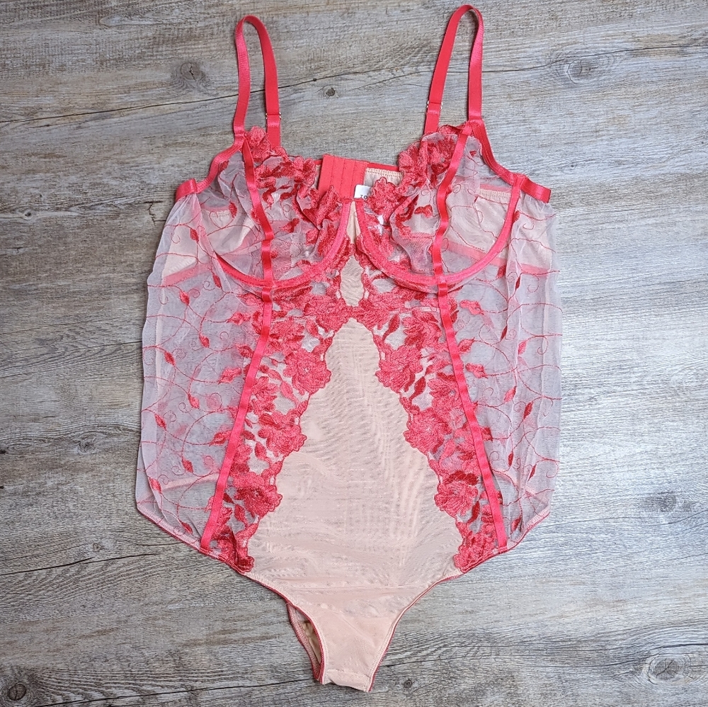 Torrid lingerie bodysuit size 3 3x 22 - 24